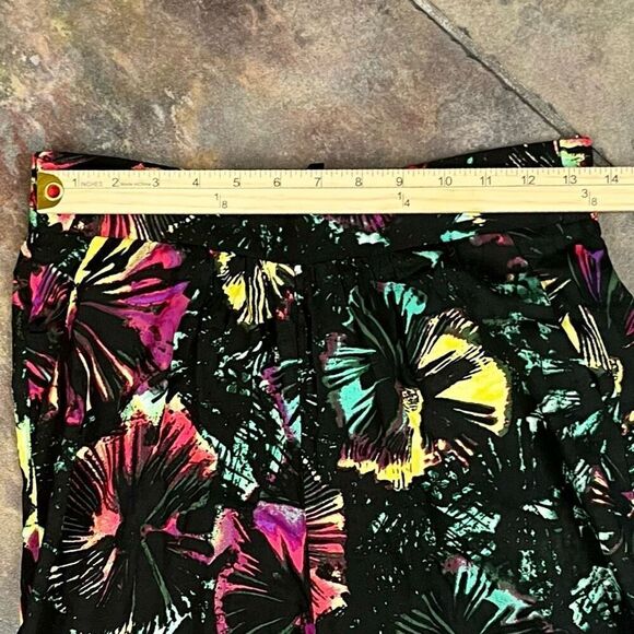 New! NWT BCBG Maxazria Multicolored Floral Wide Leg Pants Small - Picture 2 of 12